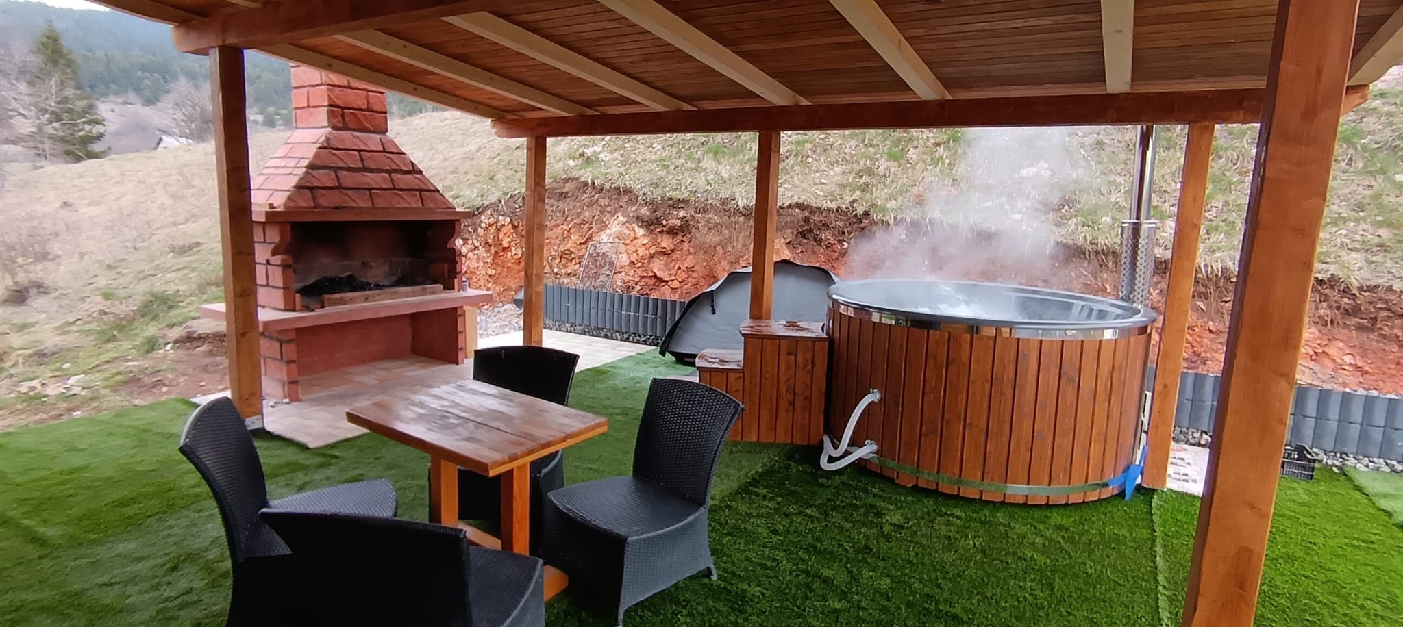 5) Vanjska sjenica za nezaboravno druzenje 1